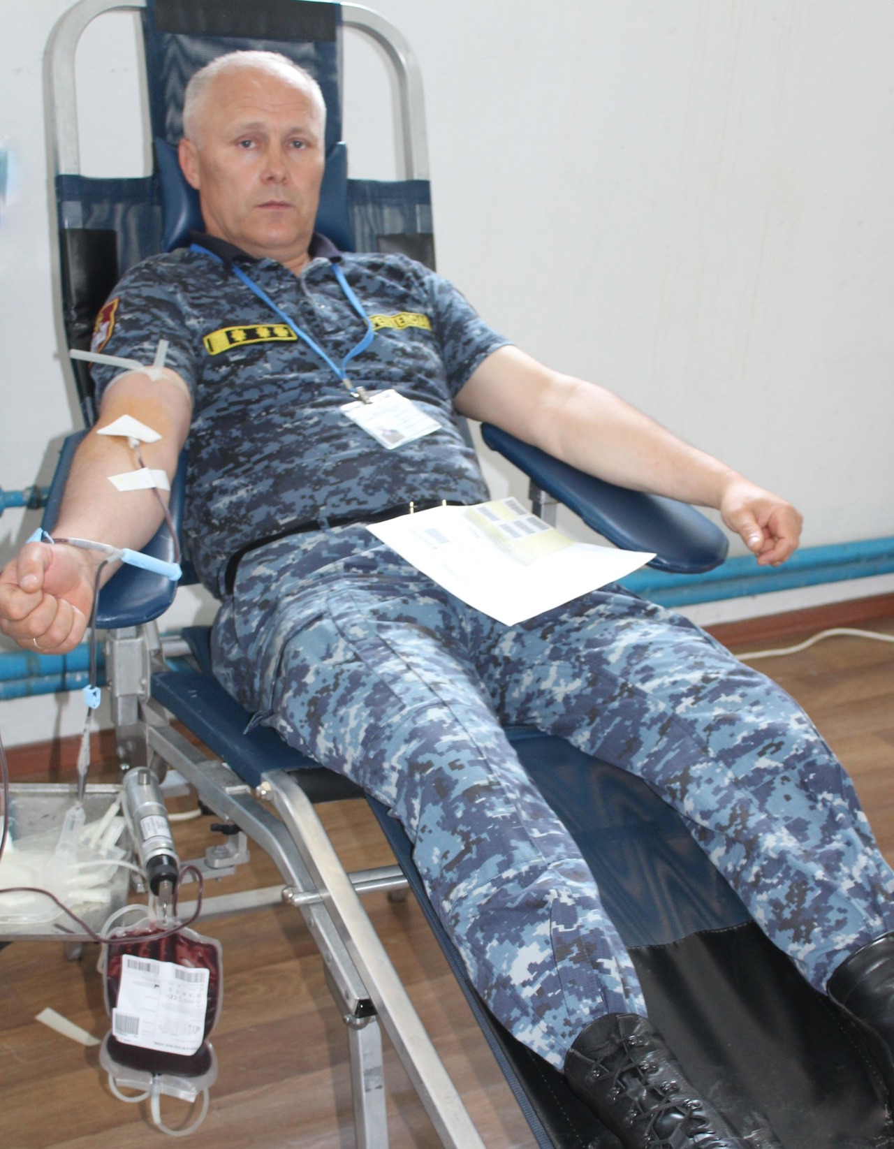 Au dăruit o șansă la viață! Angajați ai ANP au donat sânge pentru pacienții care au nevoie de transfuzii sanguine