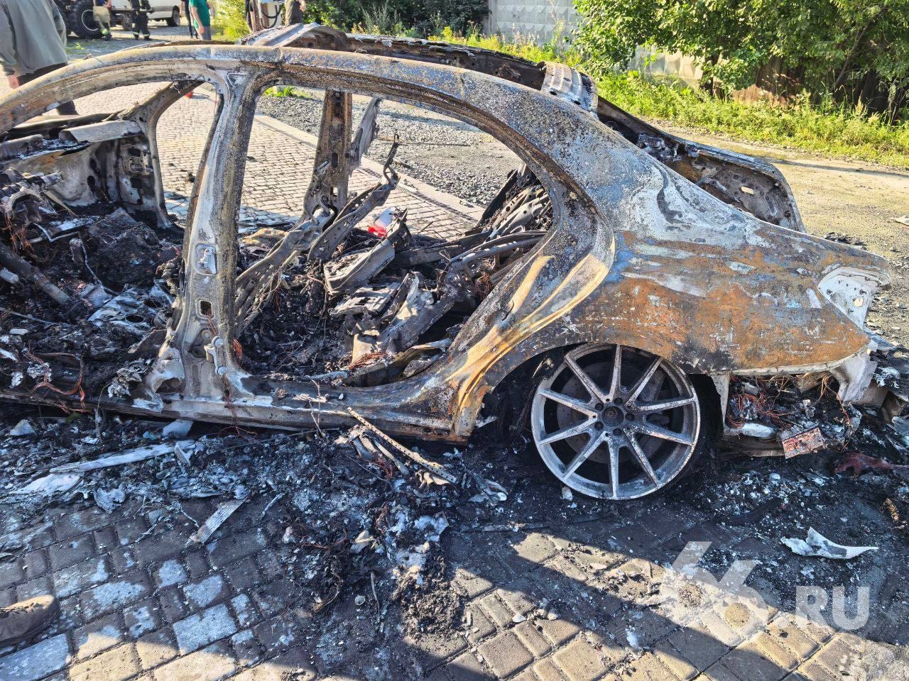 Под Екатеринбургом взорвали автомобиль главы компании по производству дронов