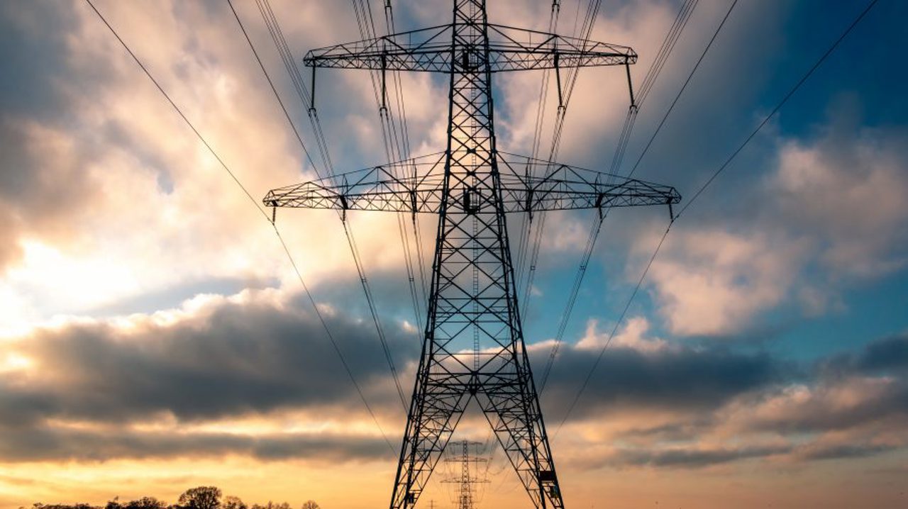 Sâmbătă vom avea lumină: consumul de energie pe malul drept al Nistrului ar putea scădea cu 7%