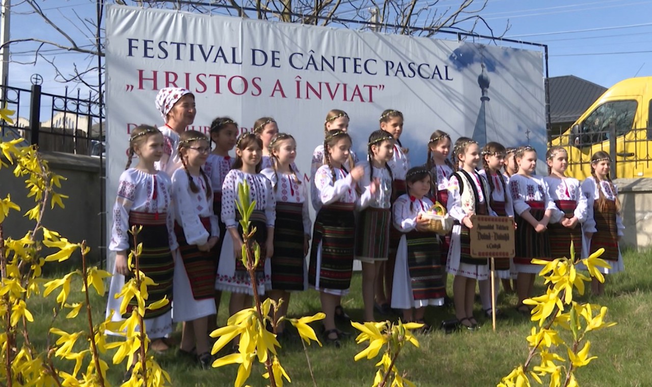 Bucuria Învierii a fost sărbătorită cu cântece pascale autentice la Dănceni
