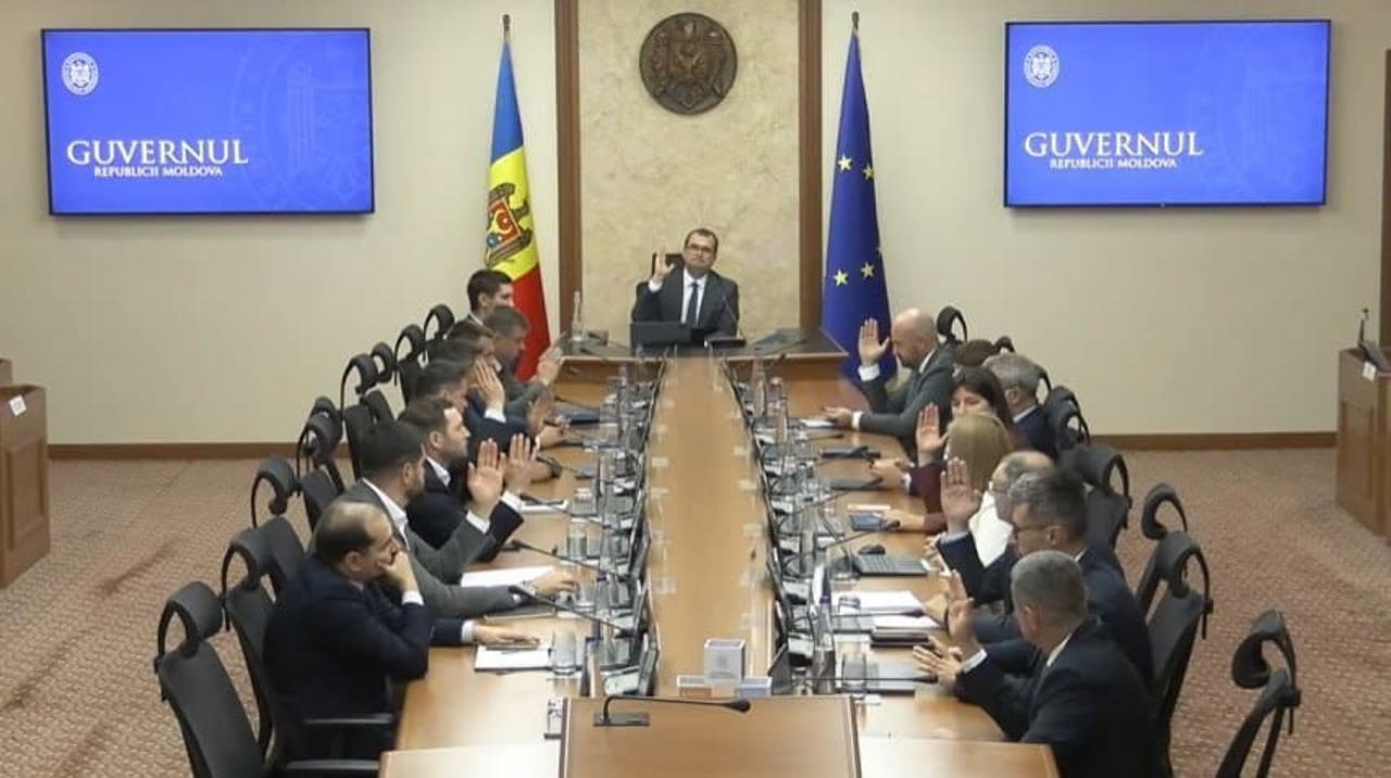 Правительство одобрило проект бюджетно-налоговой политики на 2027 год