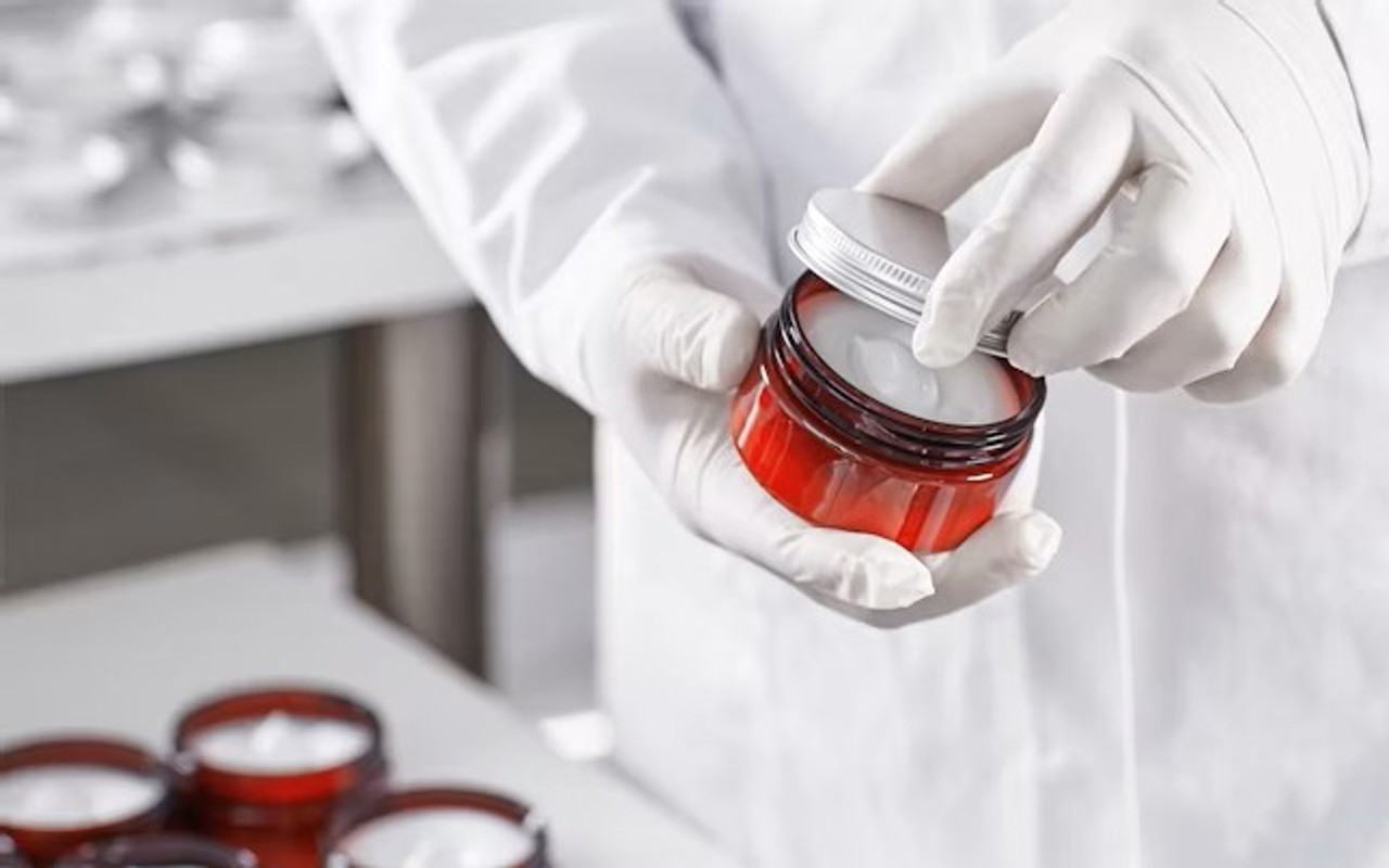 Produse cosmetice din Rusia, interzise pe piața din Republica Moldova. ANSP: conțin substanțe periculoase pentru sănătate