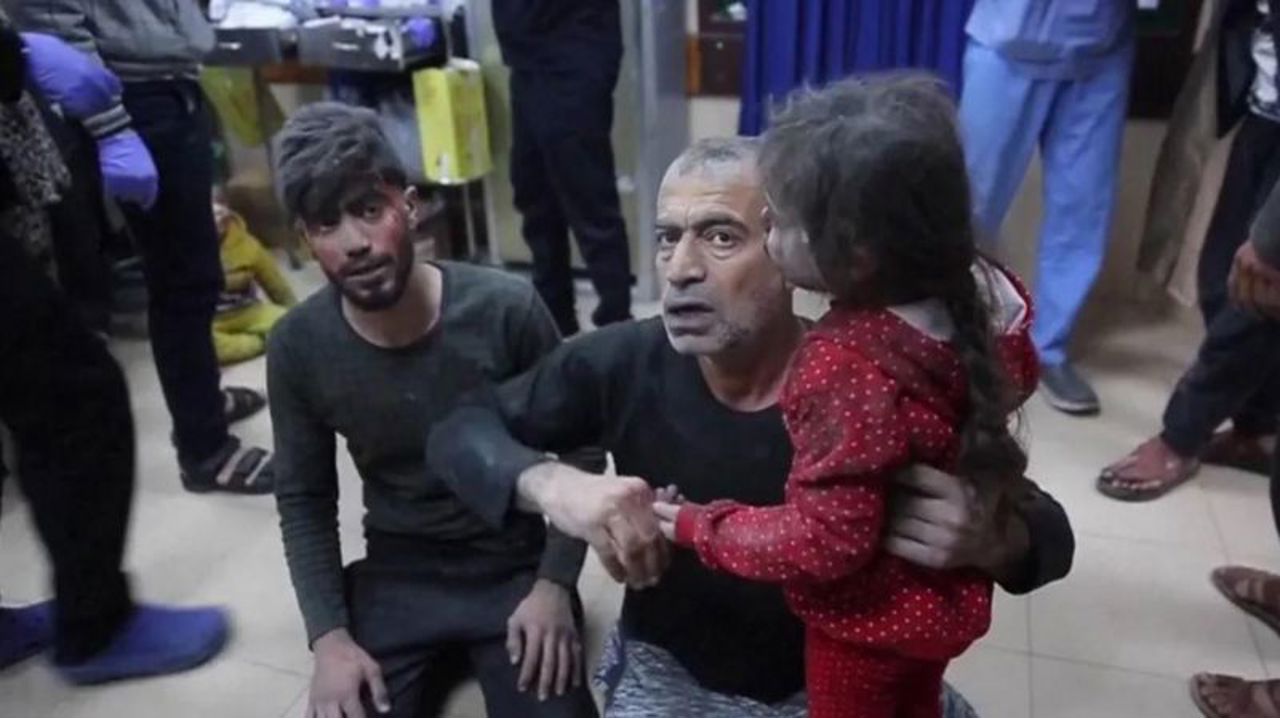 Continuă luptele violente în Fâșia Gaza și Cisiordania ocupată, soldate cu pierderi de vieți și distrugeri masive