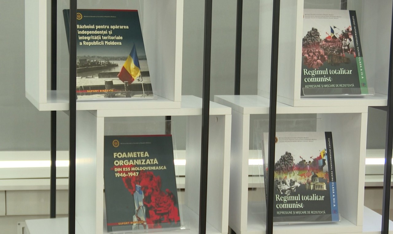 Paginile tragice ale istoriei, în școli: Elevii din clasele a IX-a și a XII-a vor studia ororile regimului sovietic