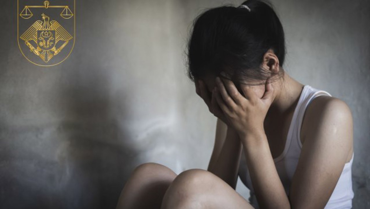 Și-a abuzat sexual fiica minoră și își maltrata sistematic soția și copiii: 19 ani de pușcărie pentru agresor