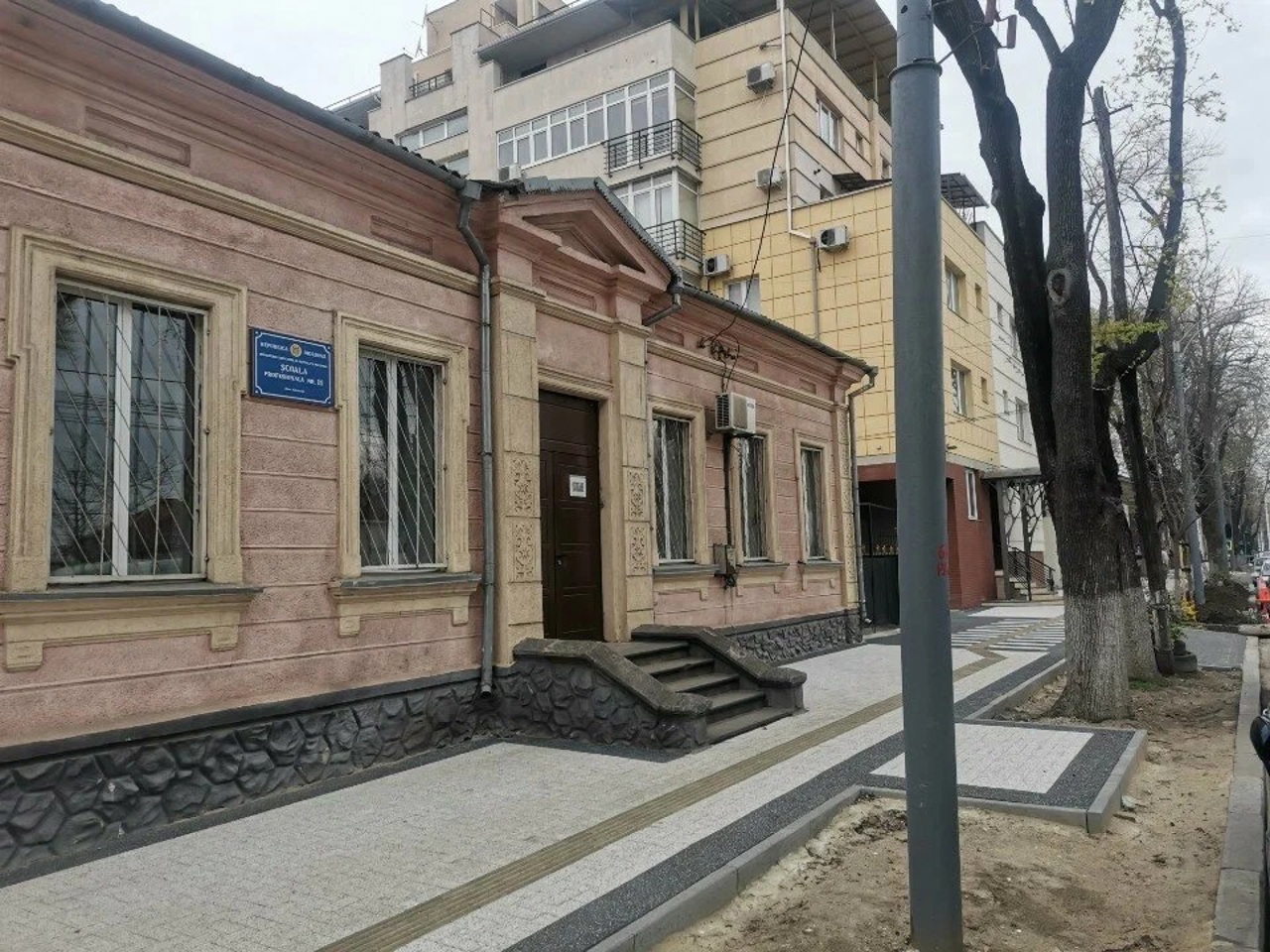 O școală profesională din Chișinău devine centru social, iar două colegii își schimbă statutul