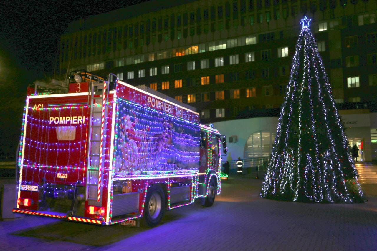 IGSU a adus magia Crăciunului copiilor internați la Institutul Oncologic din Chișinău