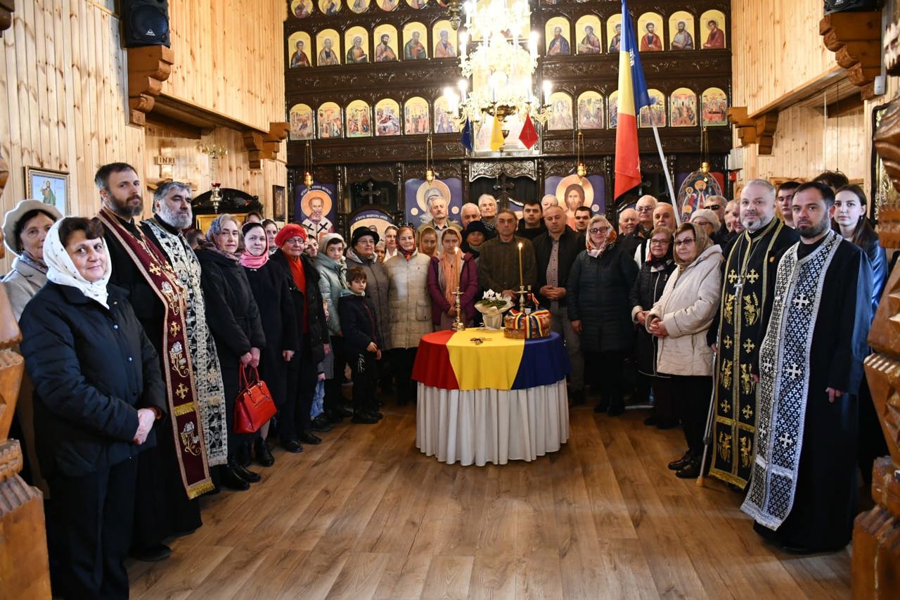 facebook/ Liturghia Unirii. Parohia ortodoxă „Sfinții Martiri Brâncoveni”, Preot-paroh Sorin Huluță. Foto: Ludmila Talmazan