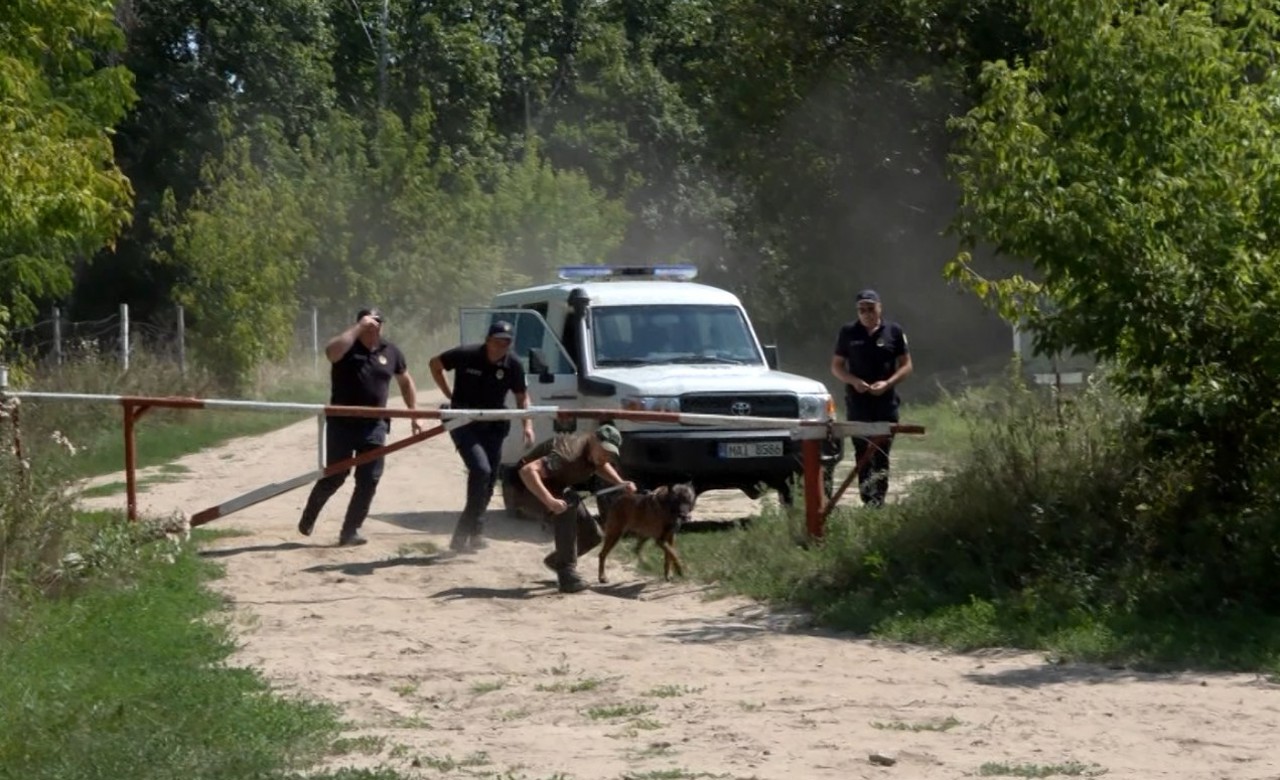 Migrația ilegală, în creștere după declanșarea războiului din Ucraina: peste 1.000 de persoane au încercat să treacă ilegal frontiera, de la începutul anului