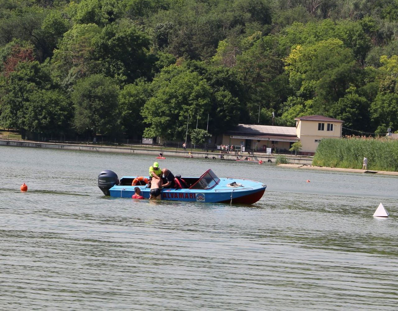 Salvatorii au intensificat campania de prevenire a înecurilor