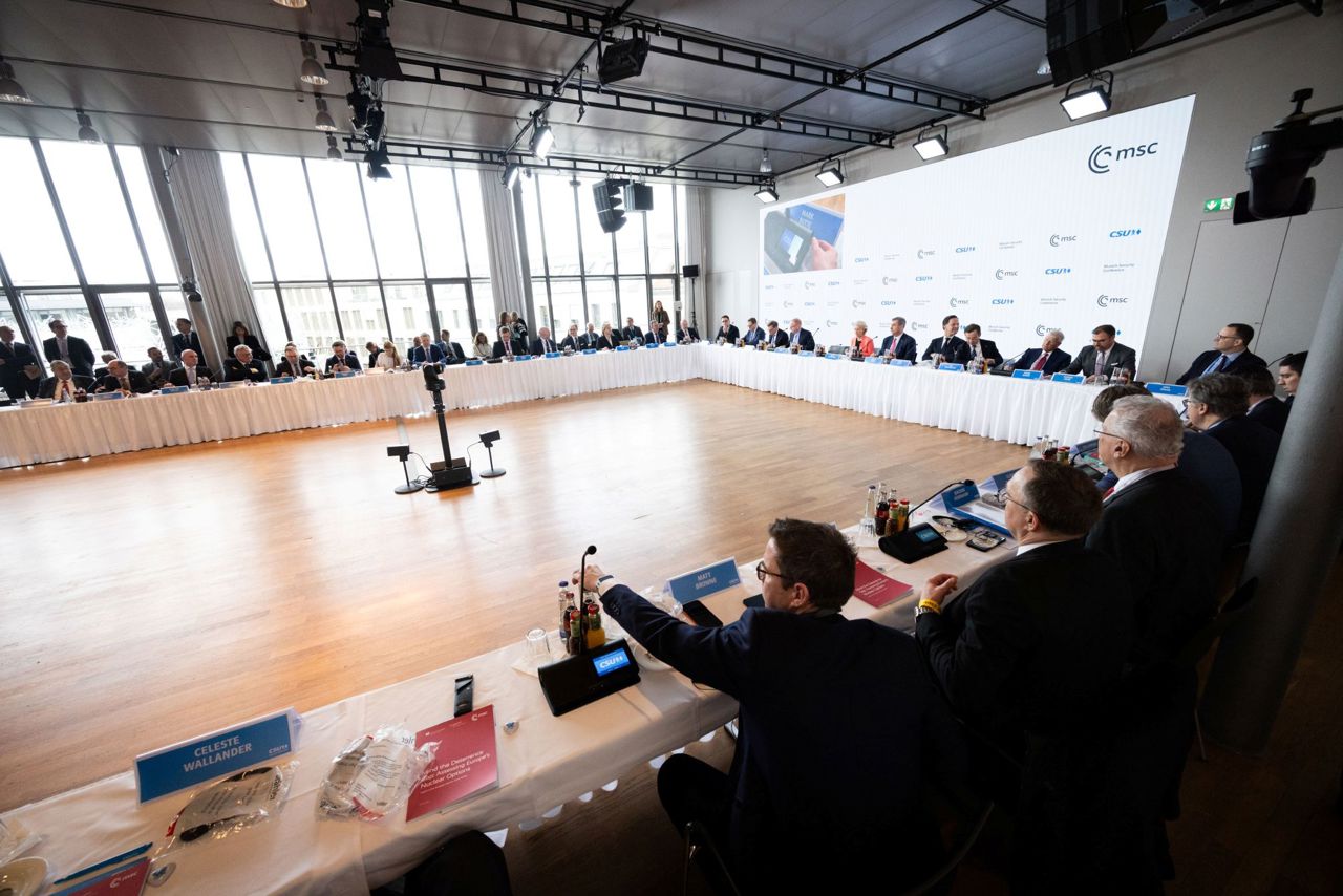 Corespondență Dan Alexe | După München, NATO și UE cu „două viteze” pentru apărarea continentului