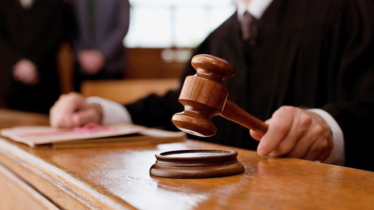 ANI cere confiscarea a aproape 400 de mii de lei de la un fost judecător