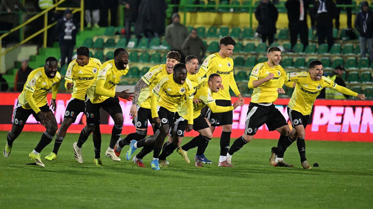 Universitatea Cluj s-a calificat în finala Cupei României după un meci dramatic cu FC Argeș Pitești