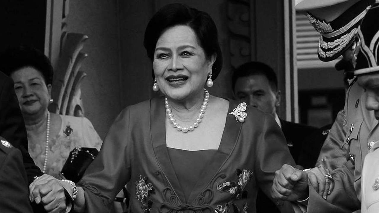 Умерла королева-мать Таиланда Сирикит: в стране объявлен национальный траур