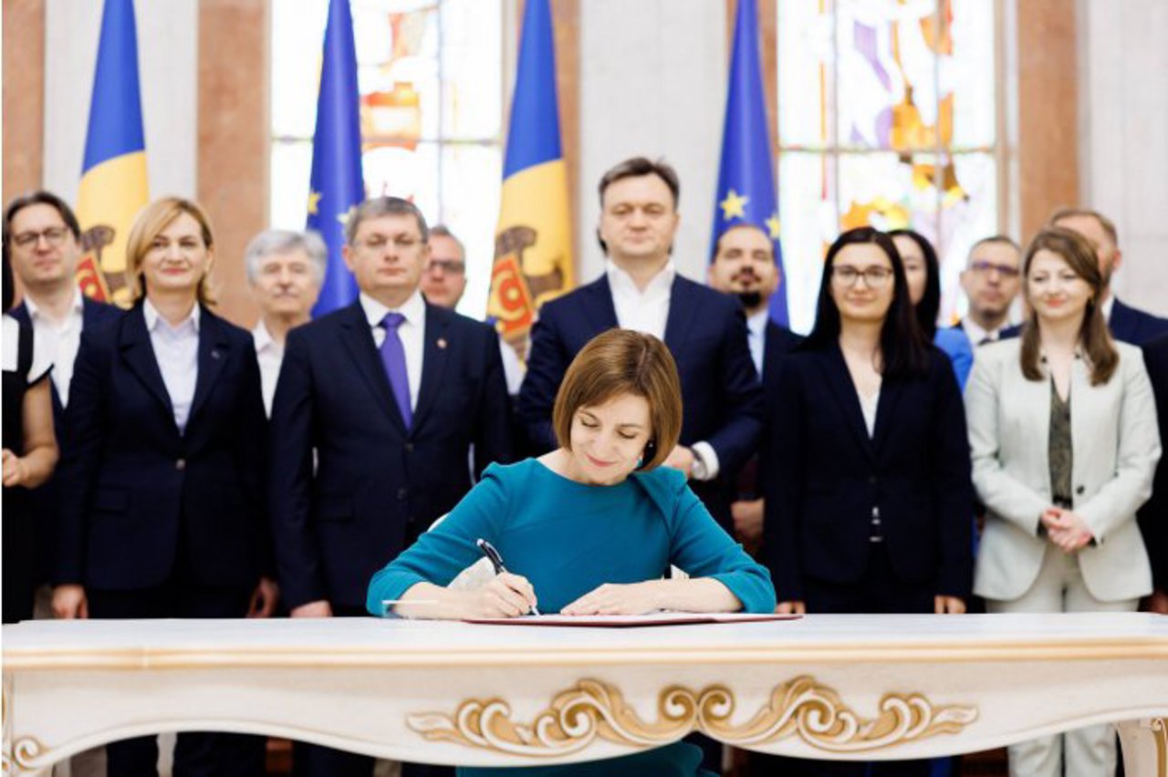 Майя Санду подписала указ о начале переговоров о вступлении Молдовы в ЕС