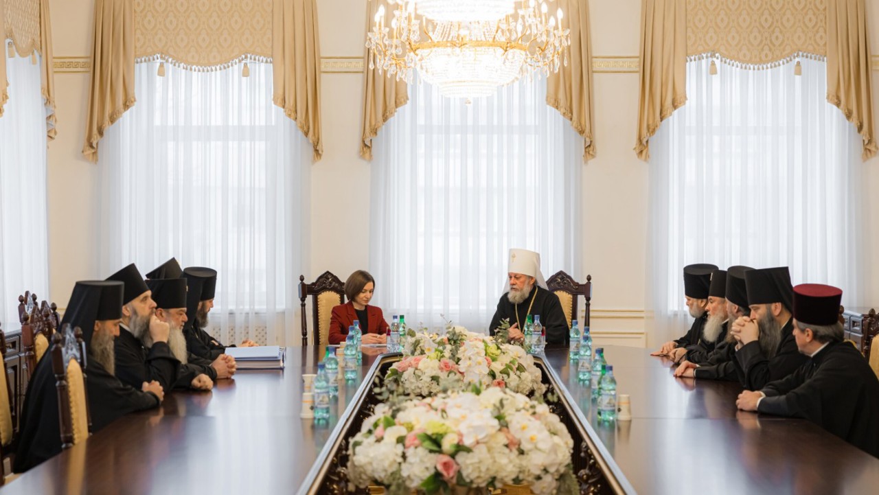 Maia Sandu, prezentă la o reuniune cu Sinodul Bisericii. Consilierul Igor Zaharov: „O discuție despre rolul Bisericii în societate”