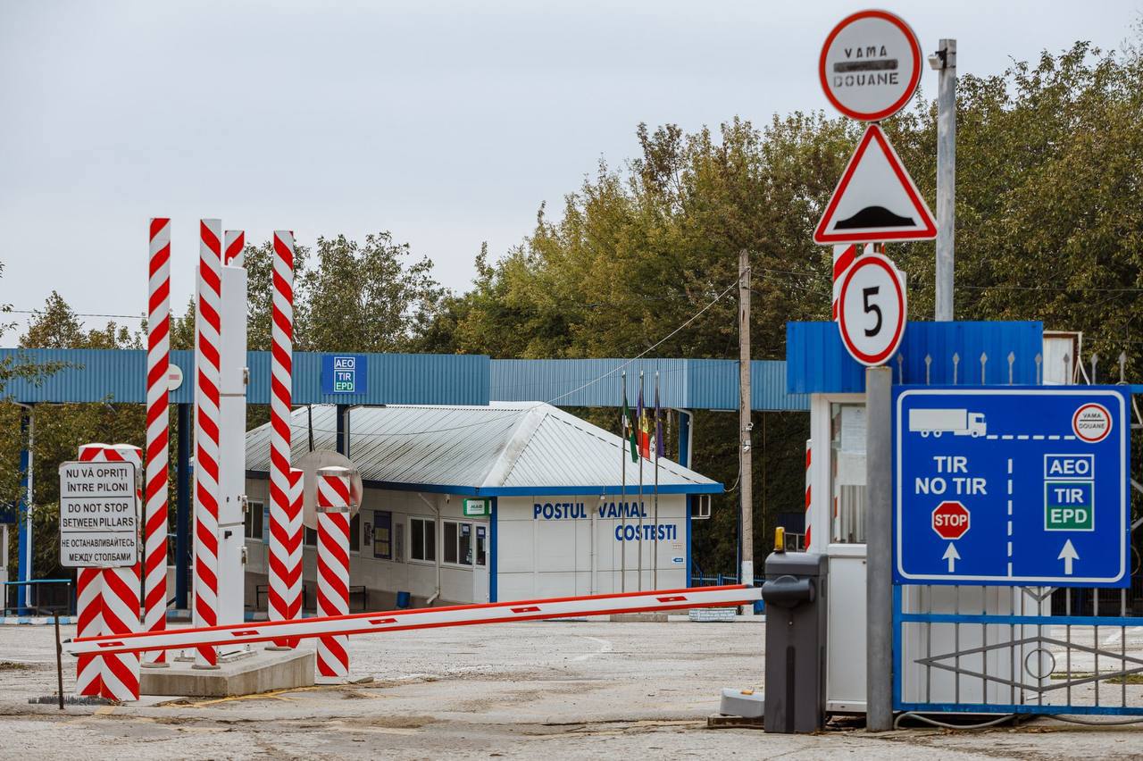 Atenție, călători! Restricții de circulație la punctul de trecere a frontierei Costești-Stânca 