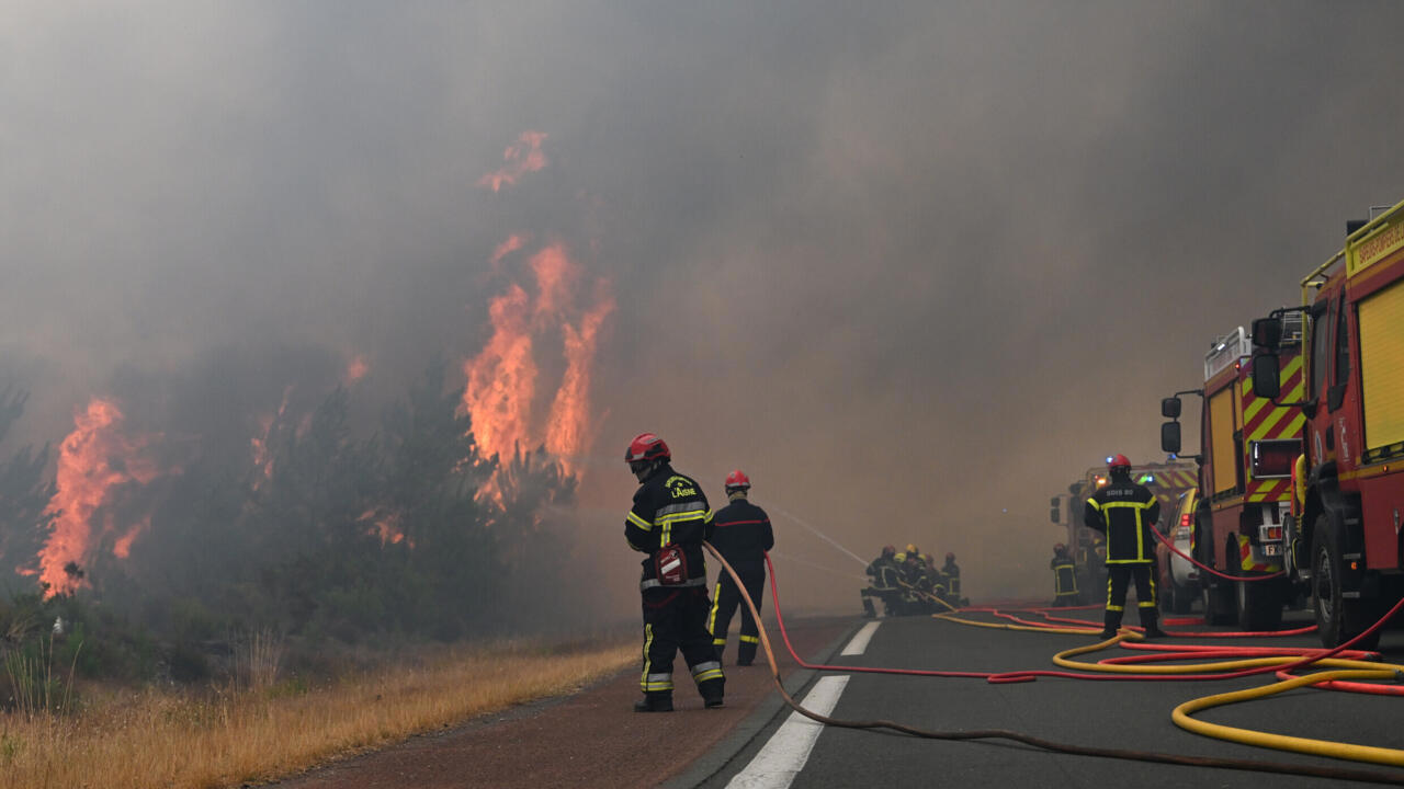Incendiile de pădure din Spania și Franța au forțat peste 250.000 de persoane să se refugieze 