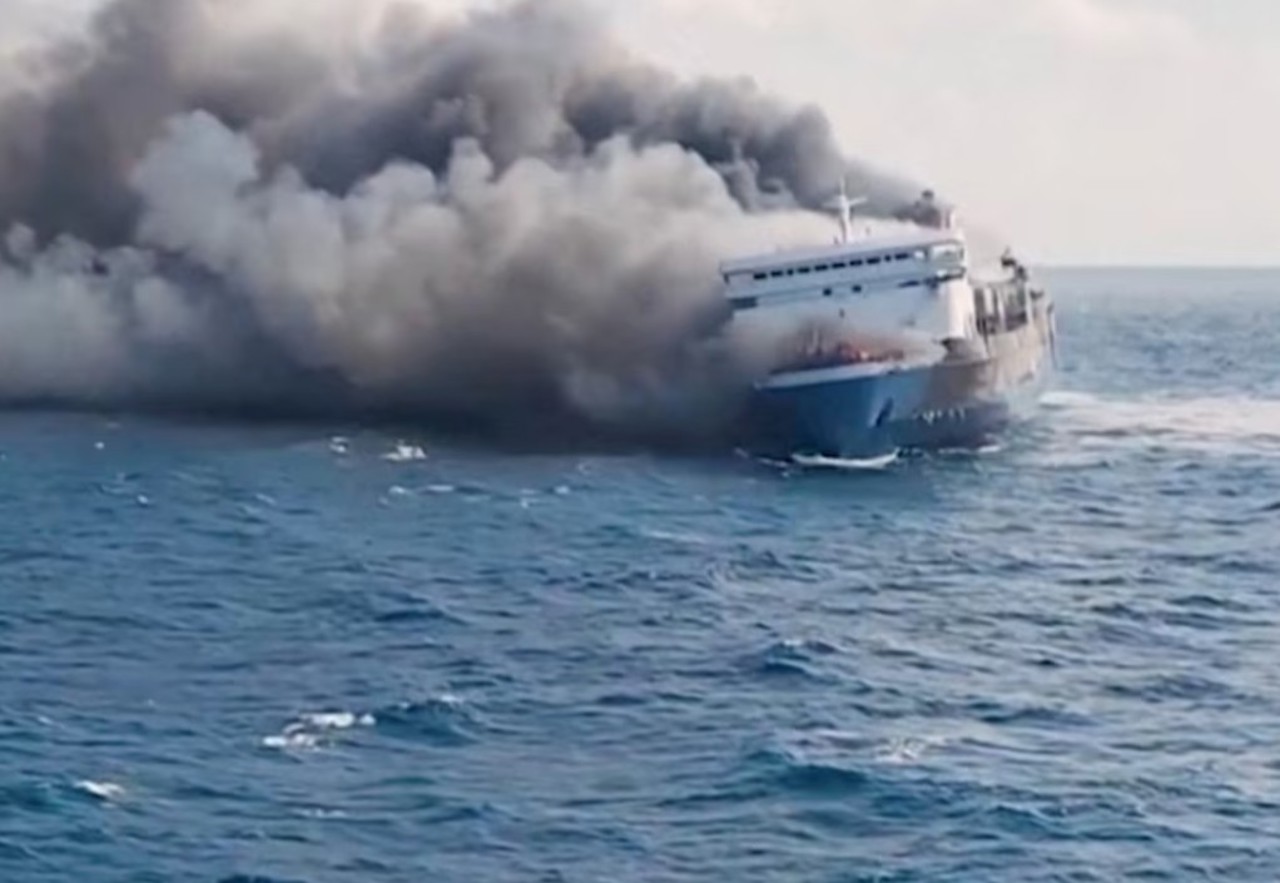 Indonesian ferry fire leaves 5 dead and 41 missing