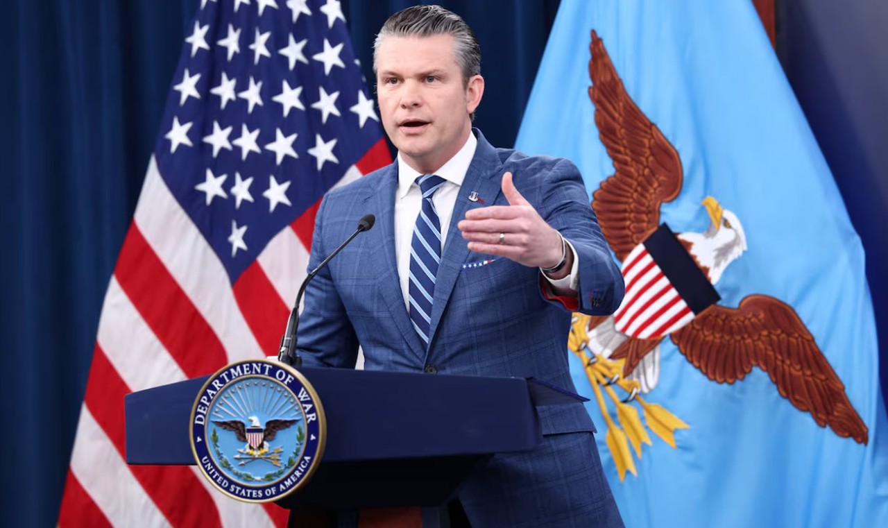 Traficul maritim prin Ormuz, reluat: Prima navă a traversat deja strâmtoarea, cu permisiunea Teheranului