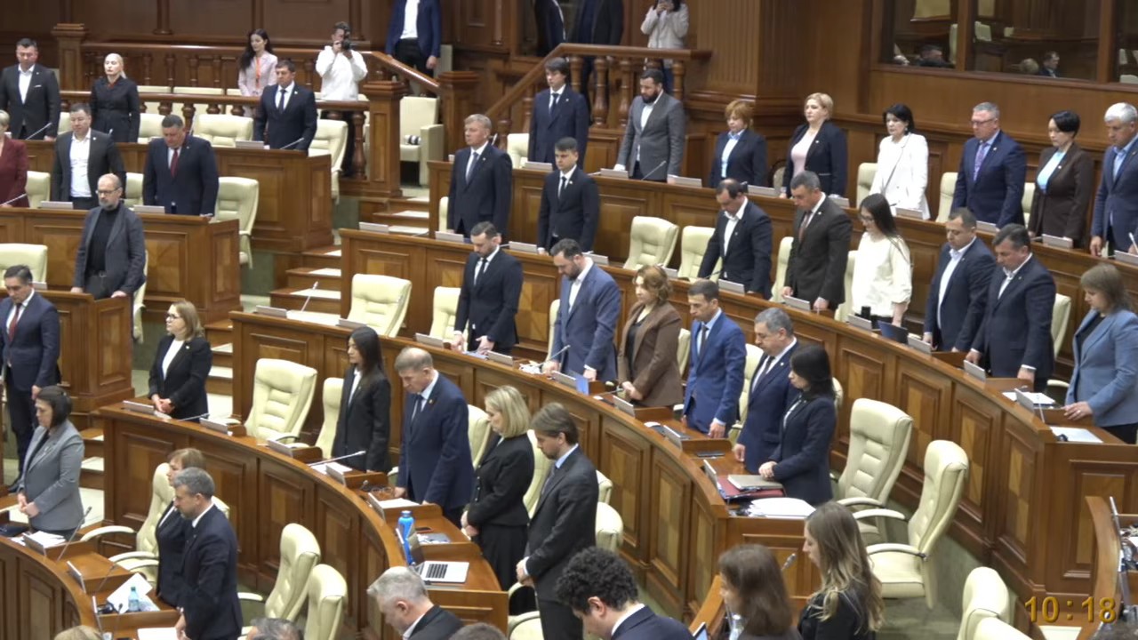 Moment de reculegere pentru „Regele umorului” în Parlament: „Nu există un moldovean care să nu știe de Urschi”