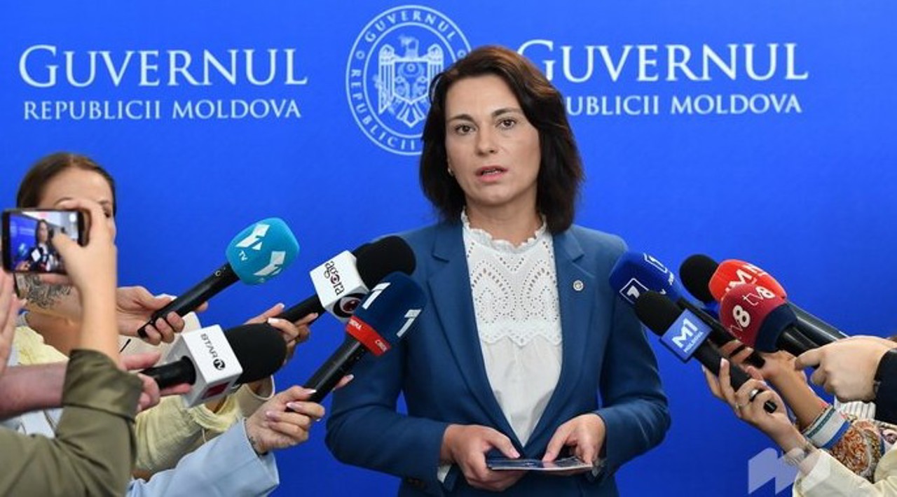 Cum au fost convinși angajații INI să nu demisioneze organizat, după reținerile din dosarul mitei de 400.000 de dolari: Detalii oferite de ministra de Interne