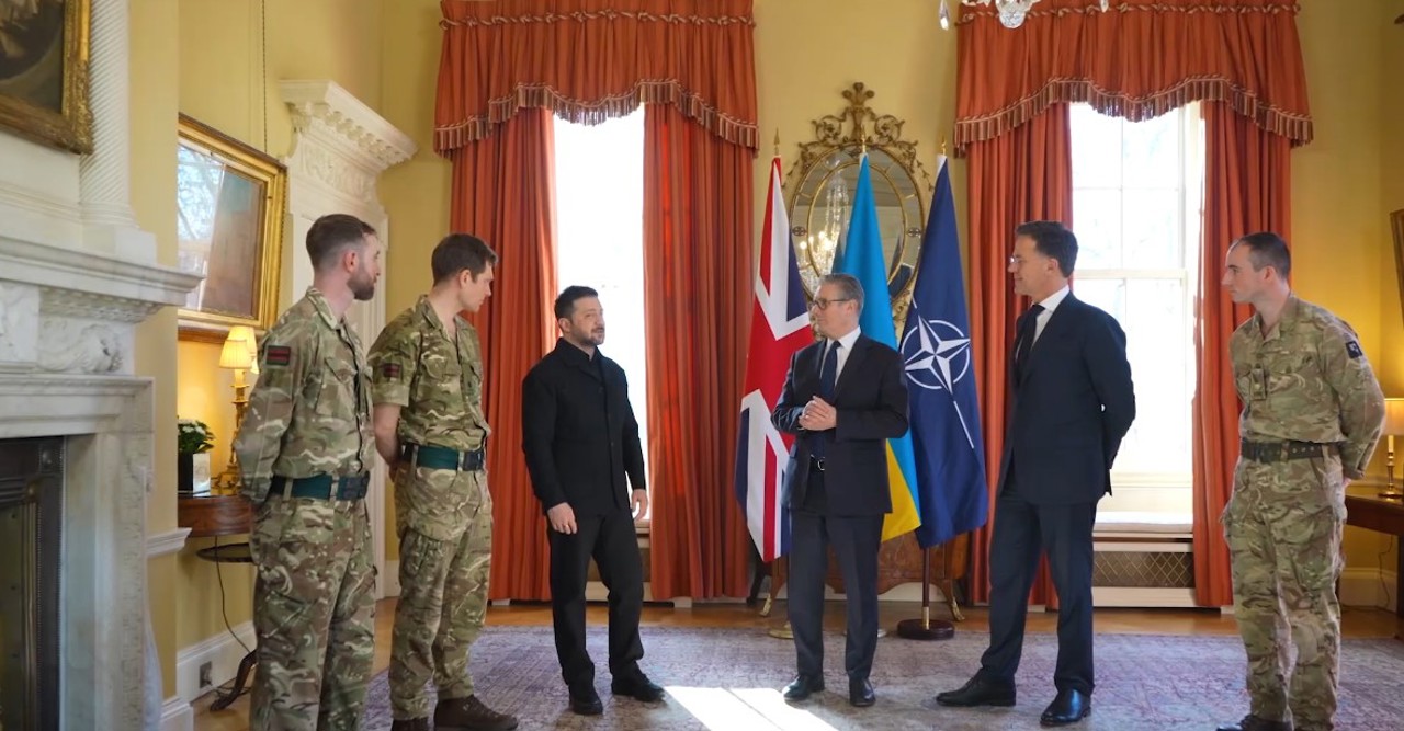 Zelenski în Marea Britanie | Keir Starmer: „În ciuda războiului din Orientul Mijlociu, nu trebuie să pierdem din vedere ce se întâmplă în Ucraina”  