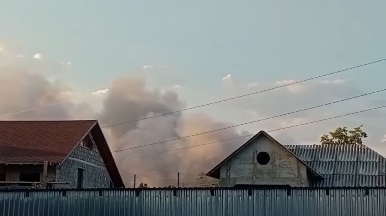 Moldovan Village Chokes on Landfill Smoke