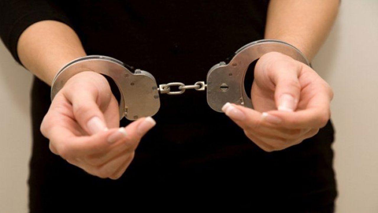 Polițistă din Edineț, condamnată la 20 de ani de închisoare pentru trafic de ființe umane
