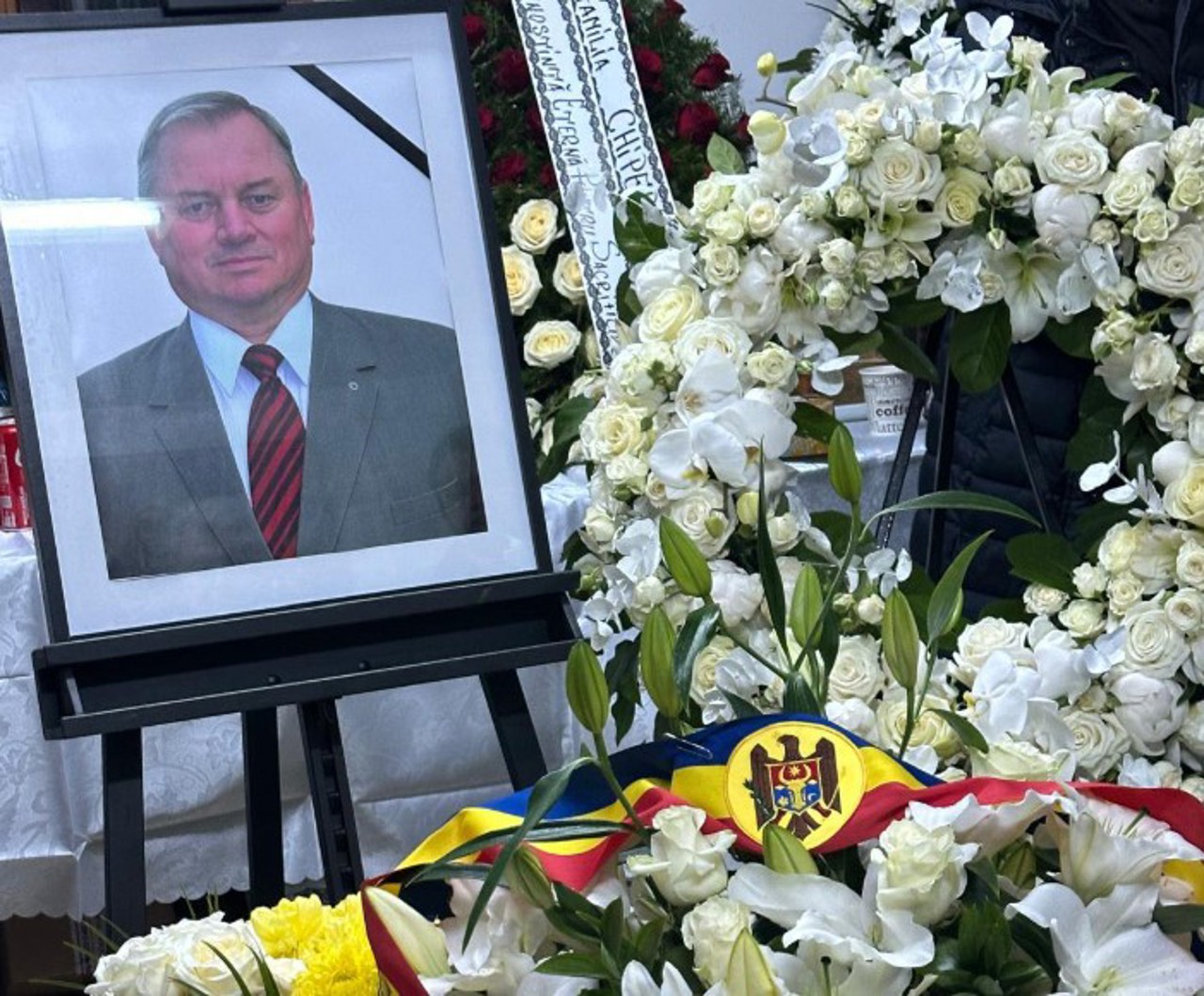 O delegație a Parlamentului de la Chișinău, la București pentru a-i aduce un ultim omagiu lui Ilie Ilașcu 