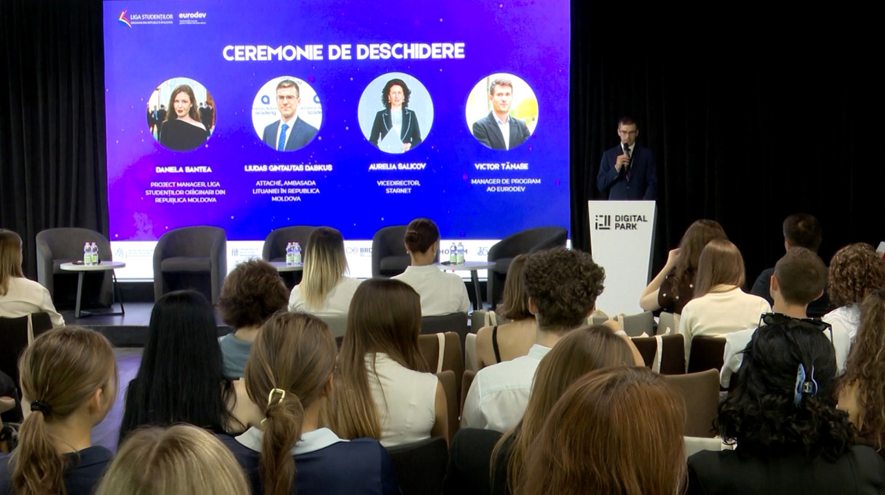 International experience, career at home: How can Moldova bring young people from the diaspora back?