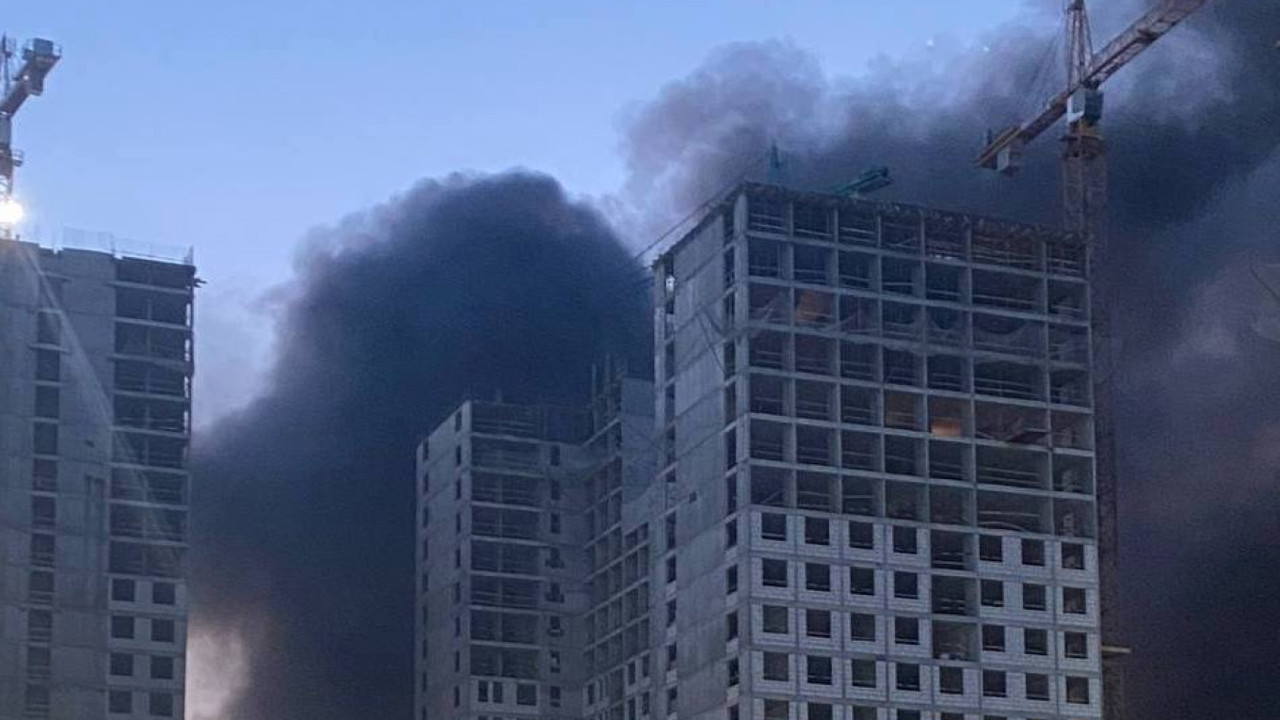 Atac masiv cu drone asupra Moscovei: Incendii la depozite și locuințe, iar mii de consumatori au rămas fără energie electrică