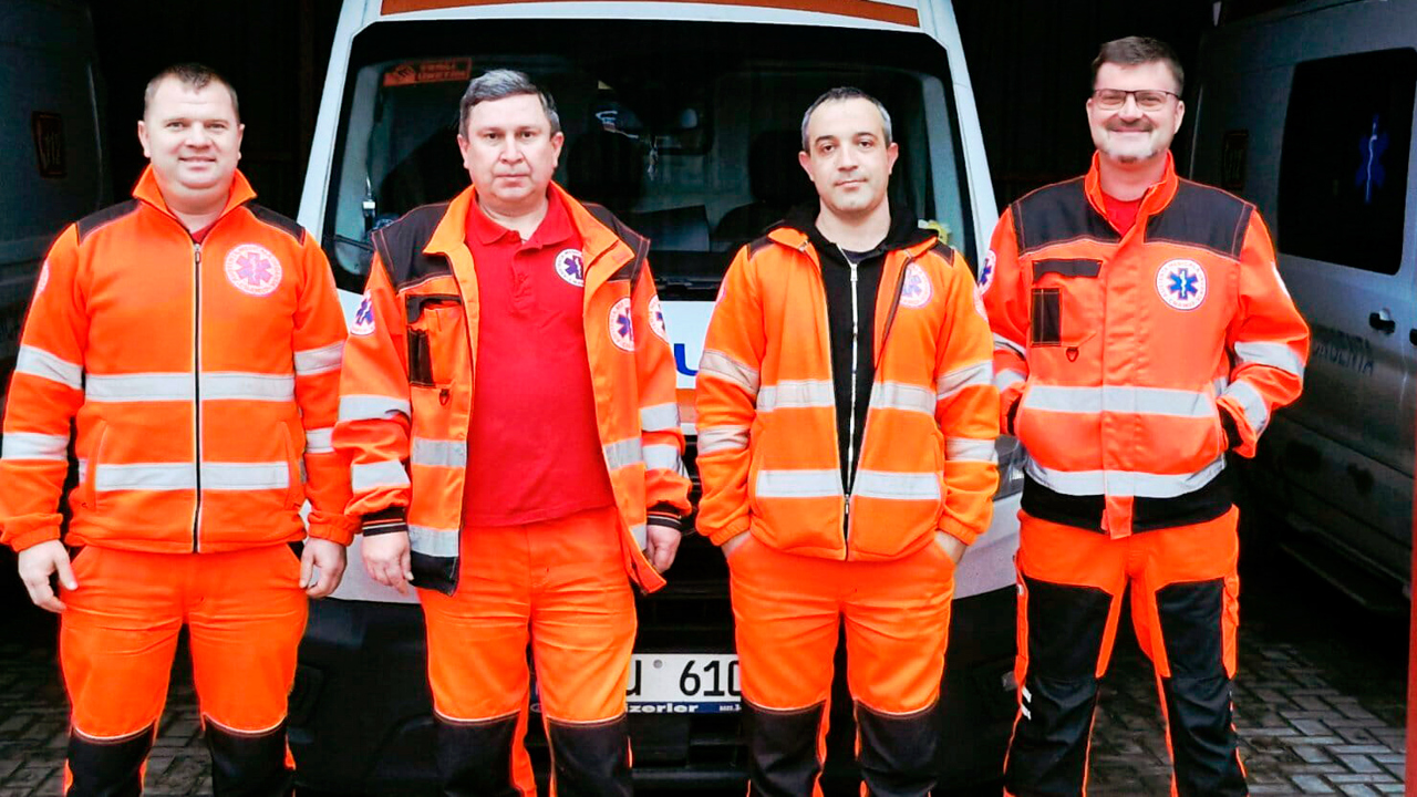 Naștere gemelară asistată de echipele AMU Glodeni și Bălți: mama și micuțele sunt în siguranță