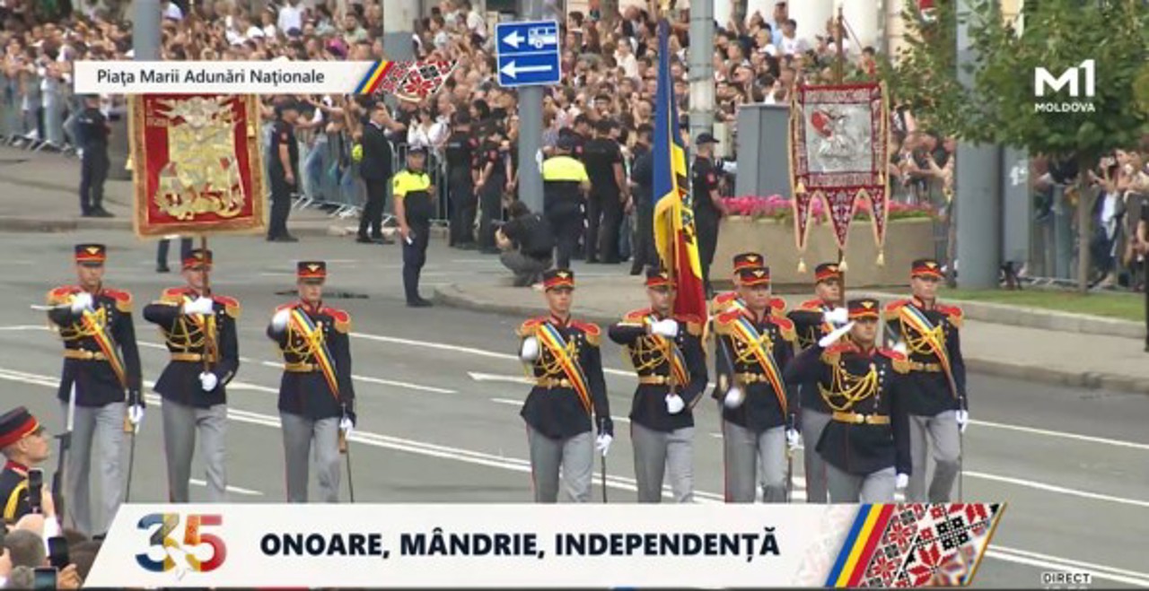 Peste 2.000 de militari, tehnică modernă și sisteme anti-dronă în PMAN: „R. Moldova este un stat liber, un stat care își apără țara, independența, cetățenii”