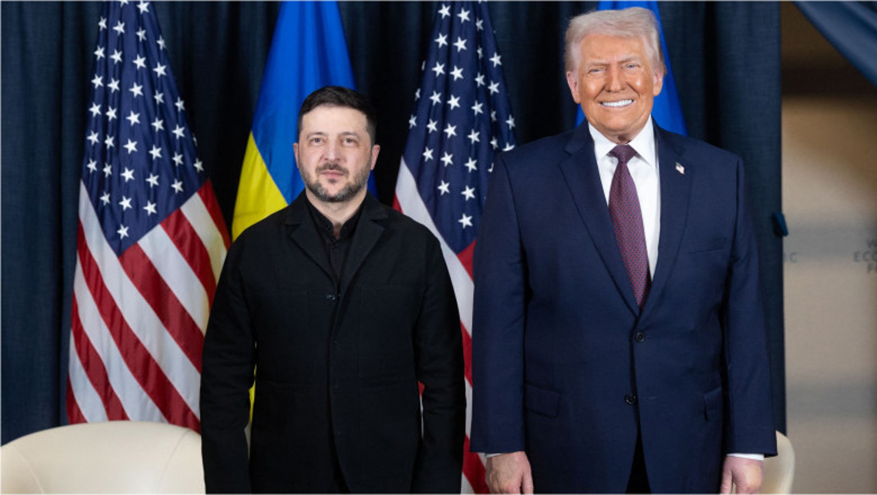 Răspunsul sarcastic al lui Zelenski, după ce a fost întrebat de Trump dacă vrea să meargă la Moscova: „E periculos, acolo zboară drone”