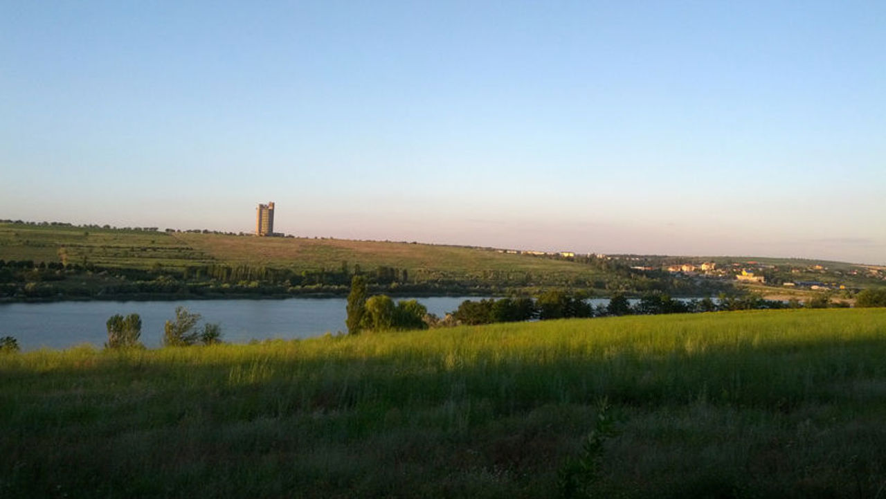 Detalii despre descoperirea macabră din lacul de la Dănceni: Fragmentele depistate provin de la două cadavre