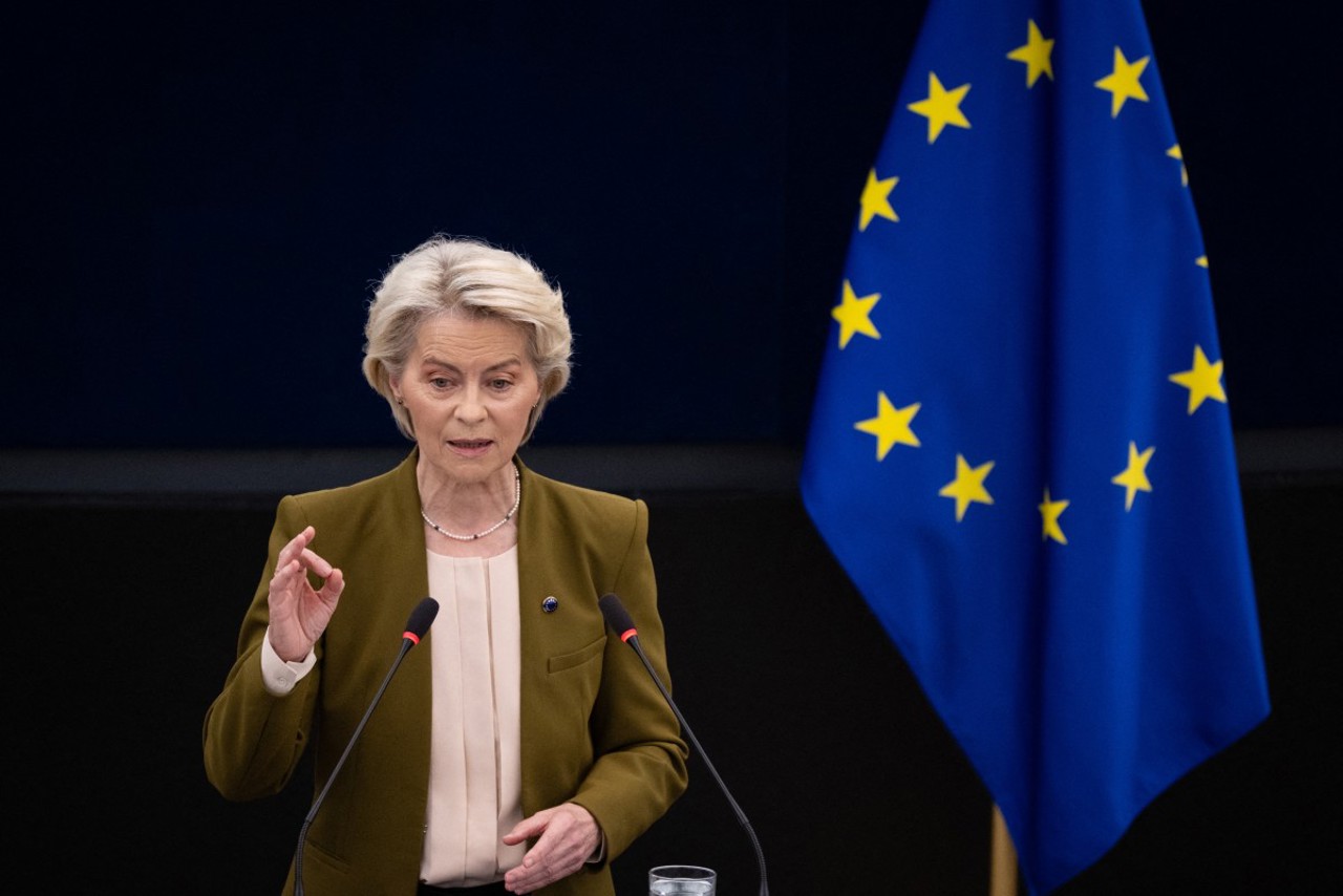 Ursula von der Leyen: UE nu va relaxa sancțiunile energetice împotriva Rusiei, în ciuda acordului dintre Trump și Putin