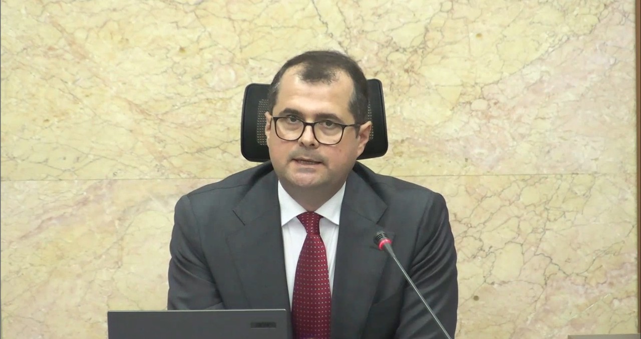 Facilități fiscale pentru venituri mici și taxe mai mari pe vicii: Tofan prezintă direcțiile reformei fiscale
