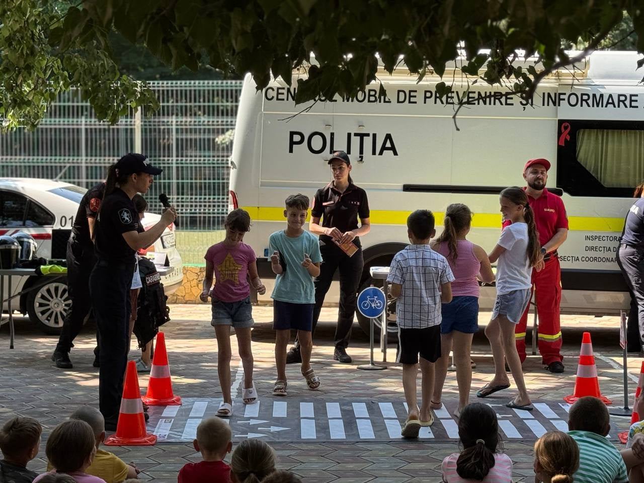 Drumul spre școală, pericol pentru copii: recomandările poliției pentru siguranța elevilor