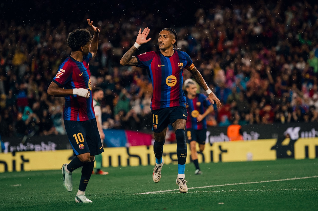 FC Barcelona continuă să demoleze totul în calea sa