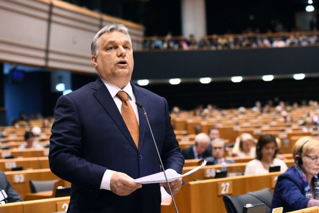 Corespondență // Orbán, cât încasează o formațiune politică extremistă în Parlamentul UE?