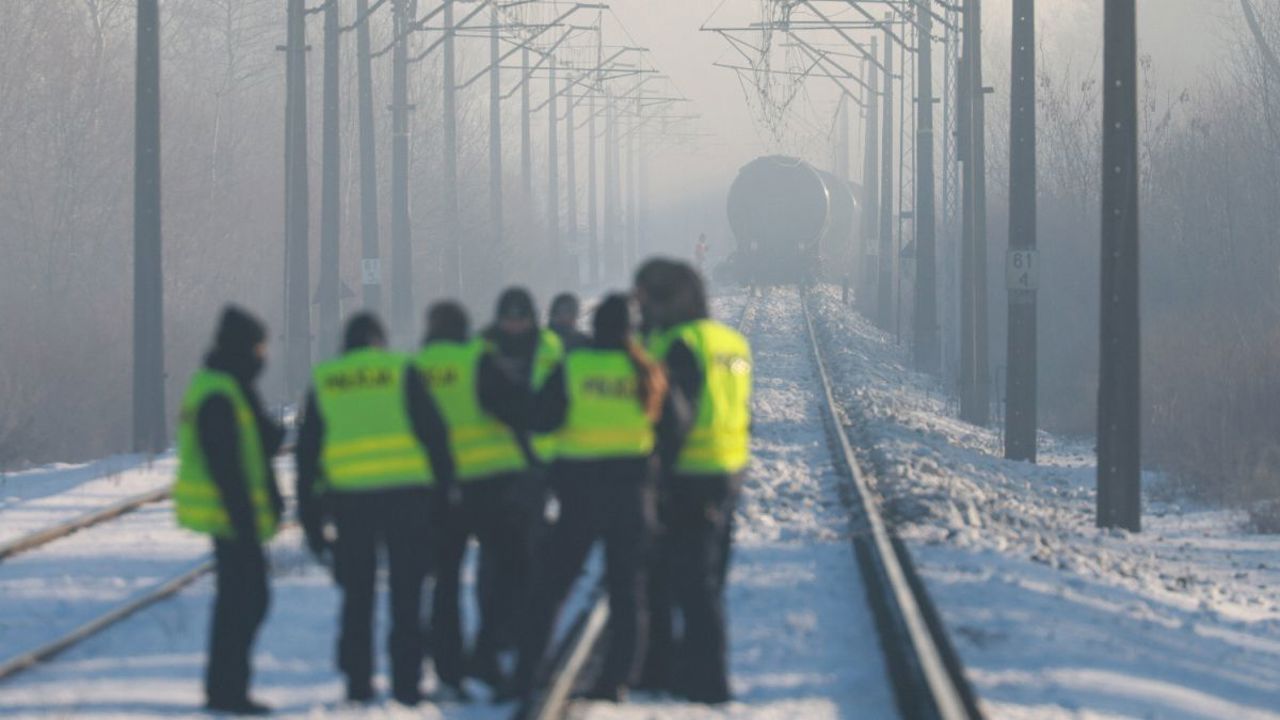 Moldovean, implicat într-o acțiune de sabotaj în Polonia: Ar fi tras de frâna de urgență a unui tren