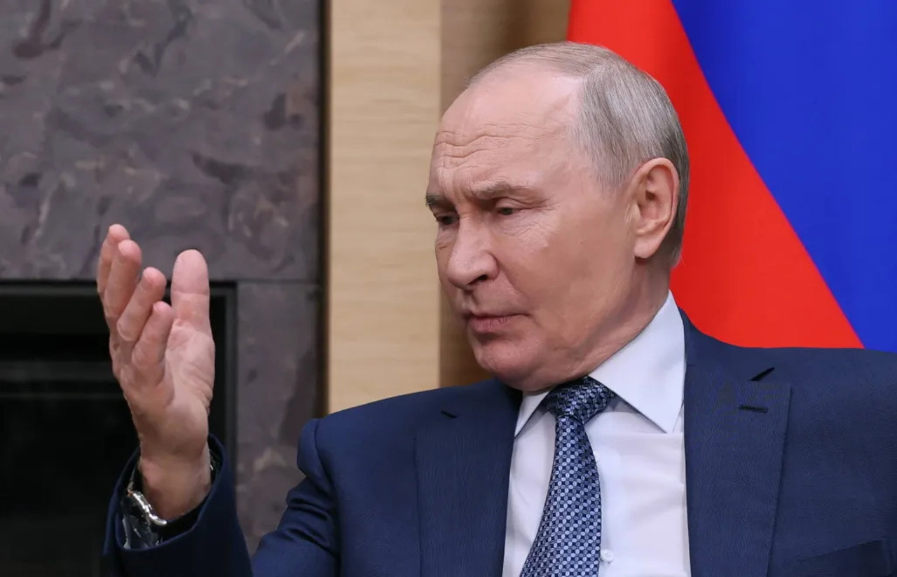 Putin ar recurge la o nouă escaladare în Ucraina. The Economist: Se teme că o înfrângere l-ar putea costa viața