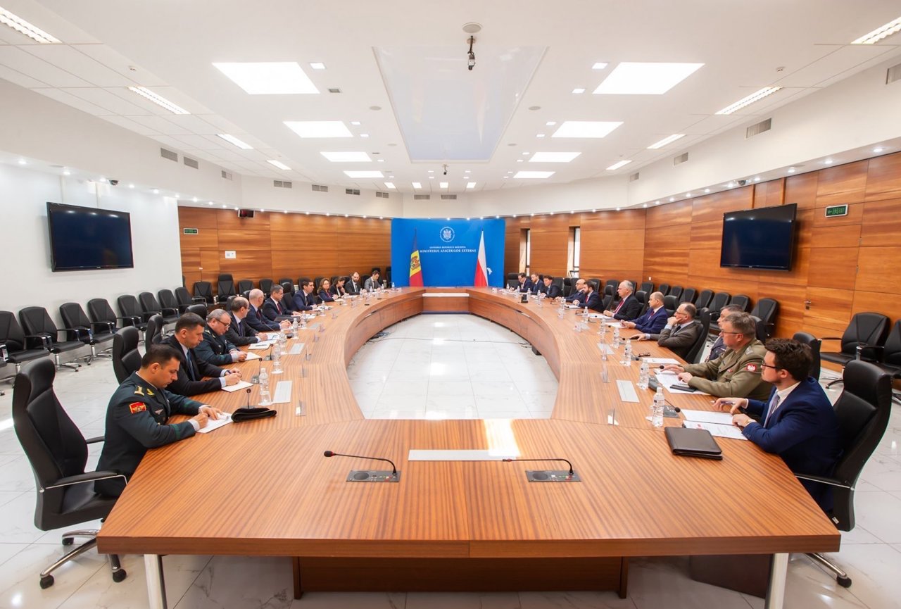 O rundă de consultări politico-militare între R. Moldova și Polonia, găzduită la Chișinău