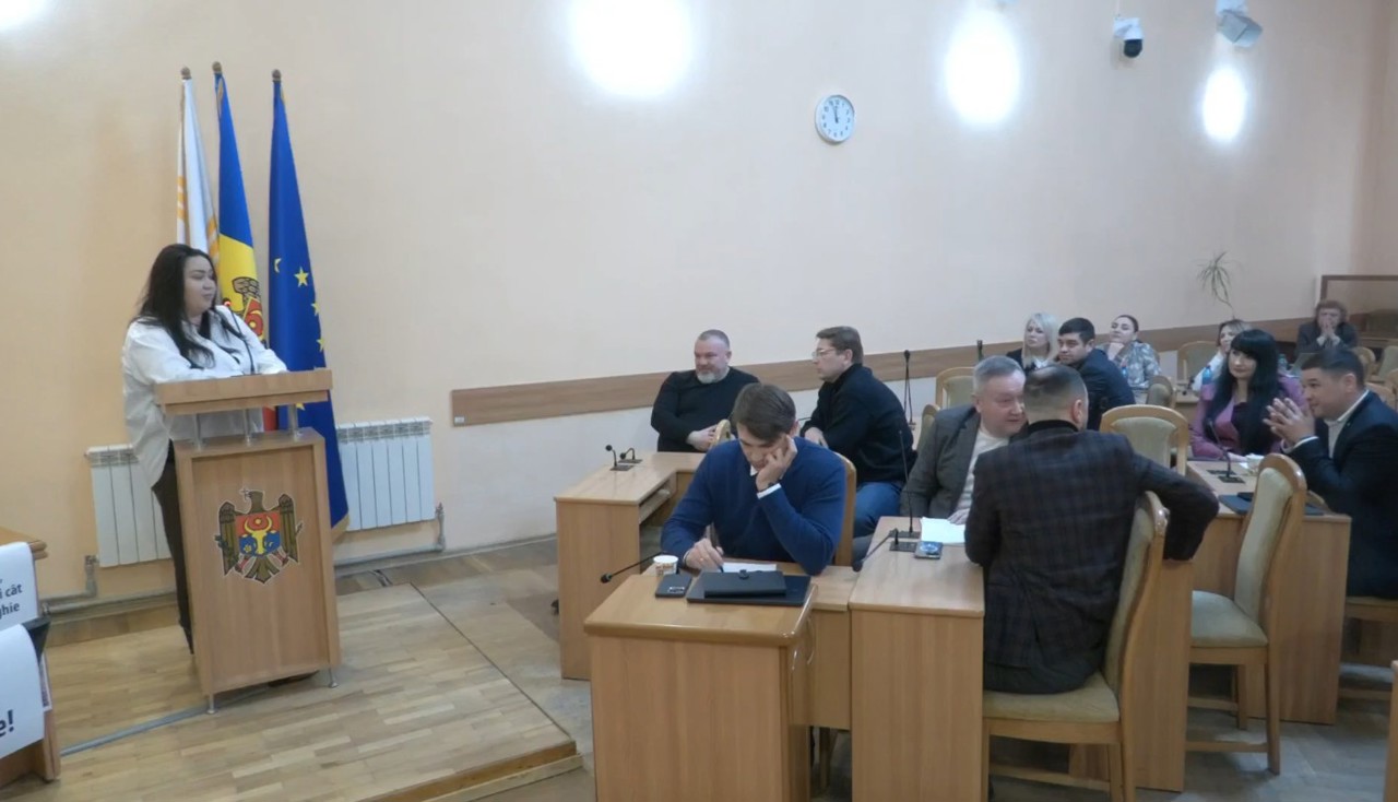 Un consilier MAN propune dizolvarea CMC: „Oricum orașul merge în continuare cu un buget provizoriu” 