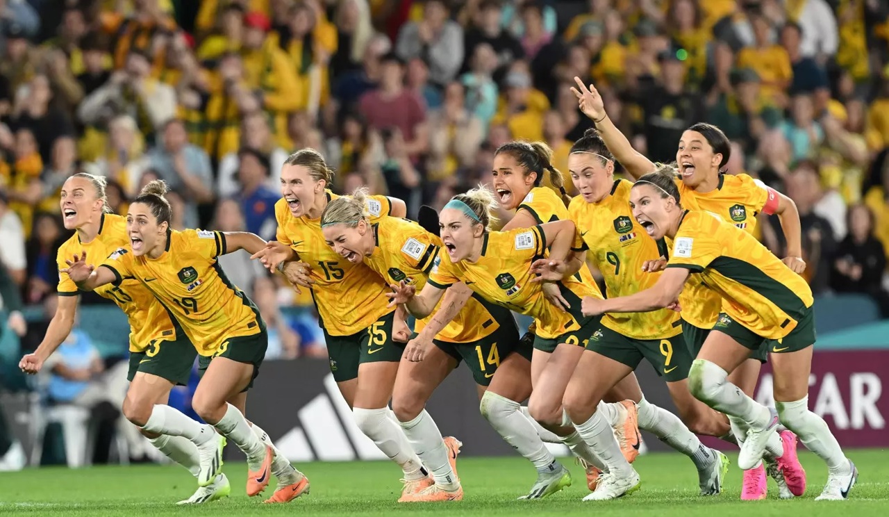 Women's World Cup: Australia eliminates France in dramatic shootout