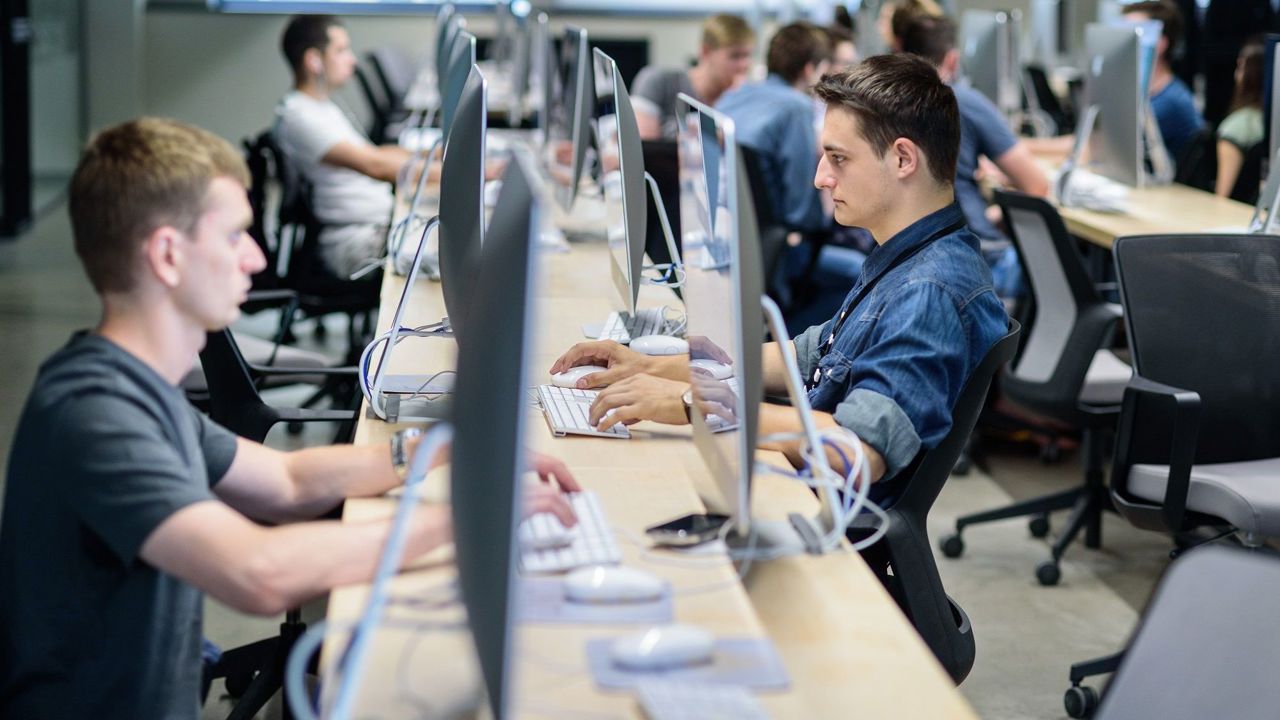 IT-ul devine principalul motor al exporturilor de servicii ale Republicii Moldova, depășind 600 de milioane de dolari în nouă luni