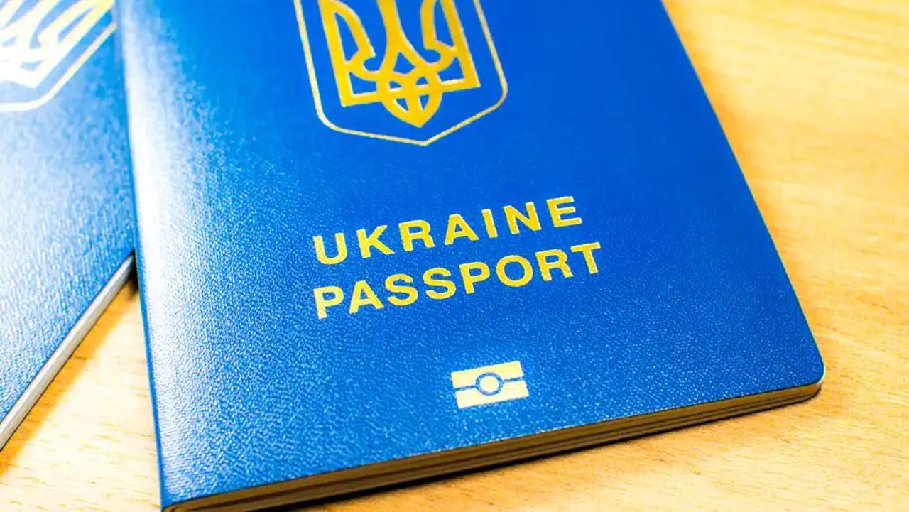 Cetățenia ucraineană, mai accesibilă pentru cetățenii din cinci state, inclusiv SUA. Lista, aprobată de Guvernul de la Kiev