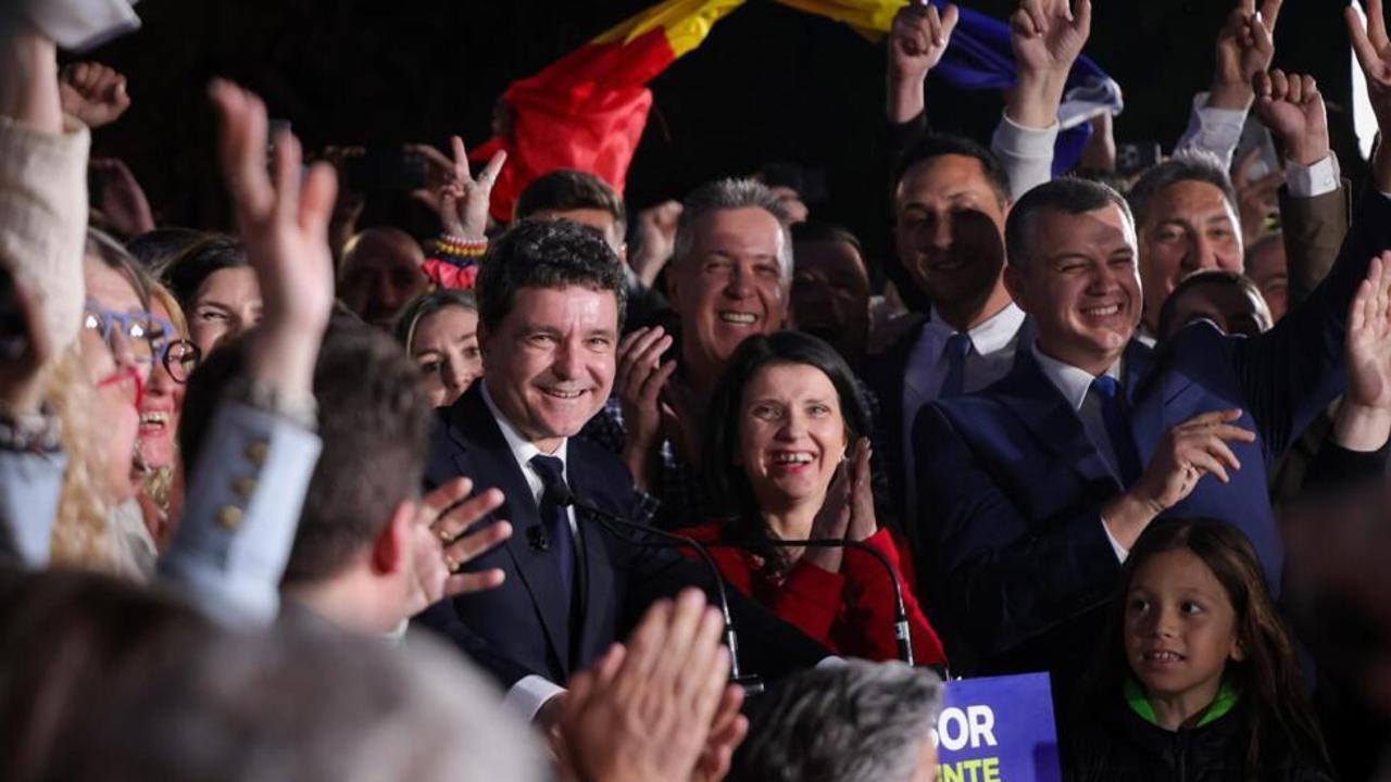 Конституционный суд Румынии утвердил победу Никушора Дана и отклонил ходатайство Джордже Симиона