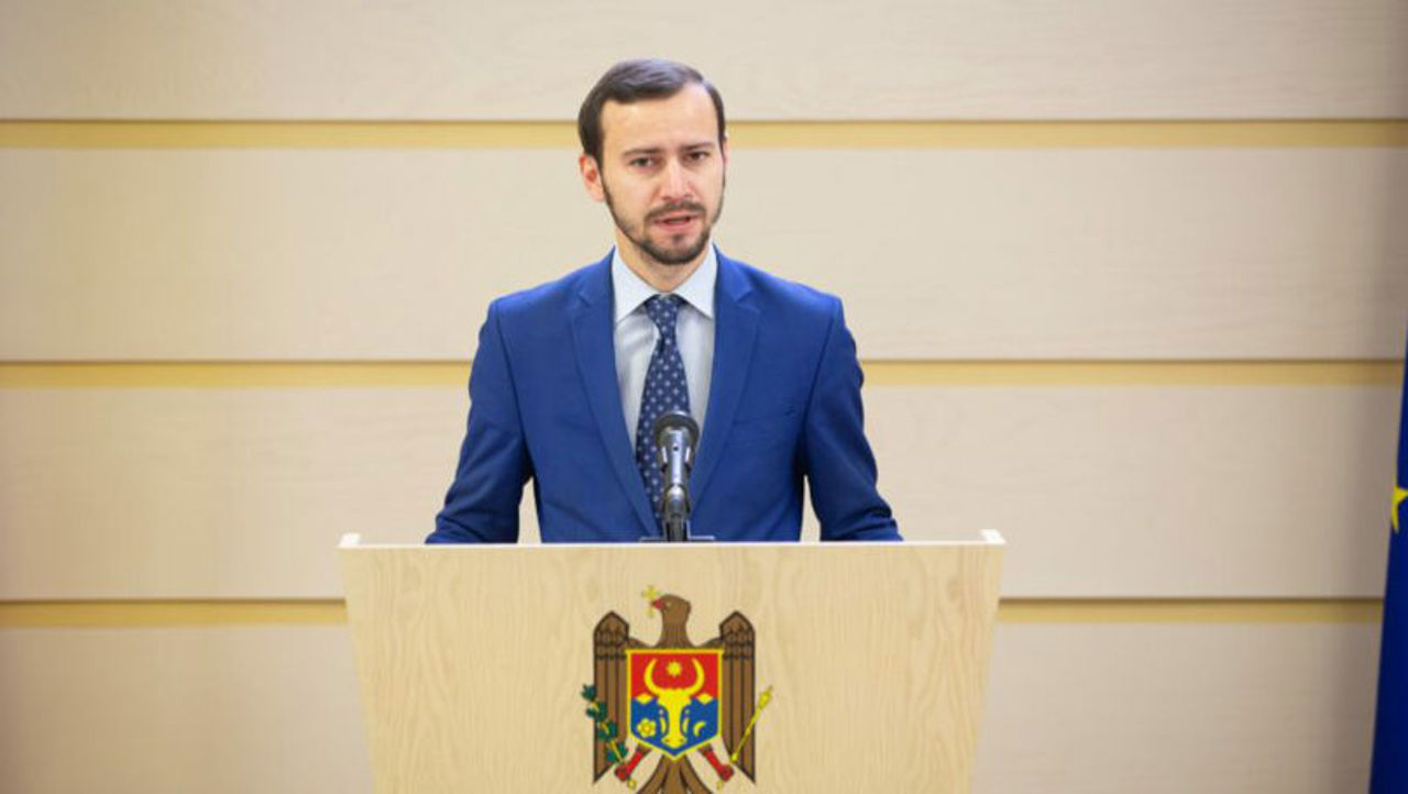 Moldova's PAS party loses two MPs after election win